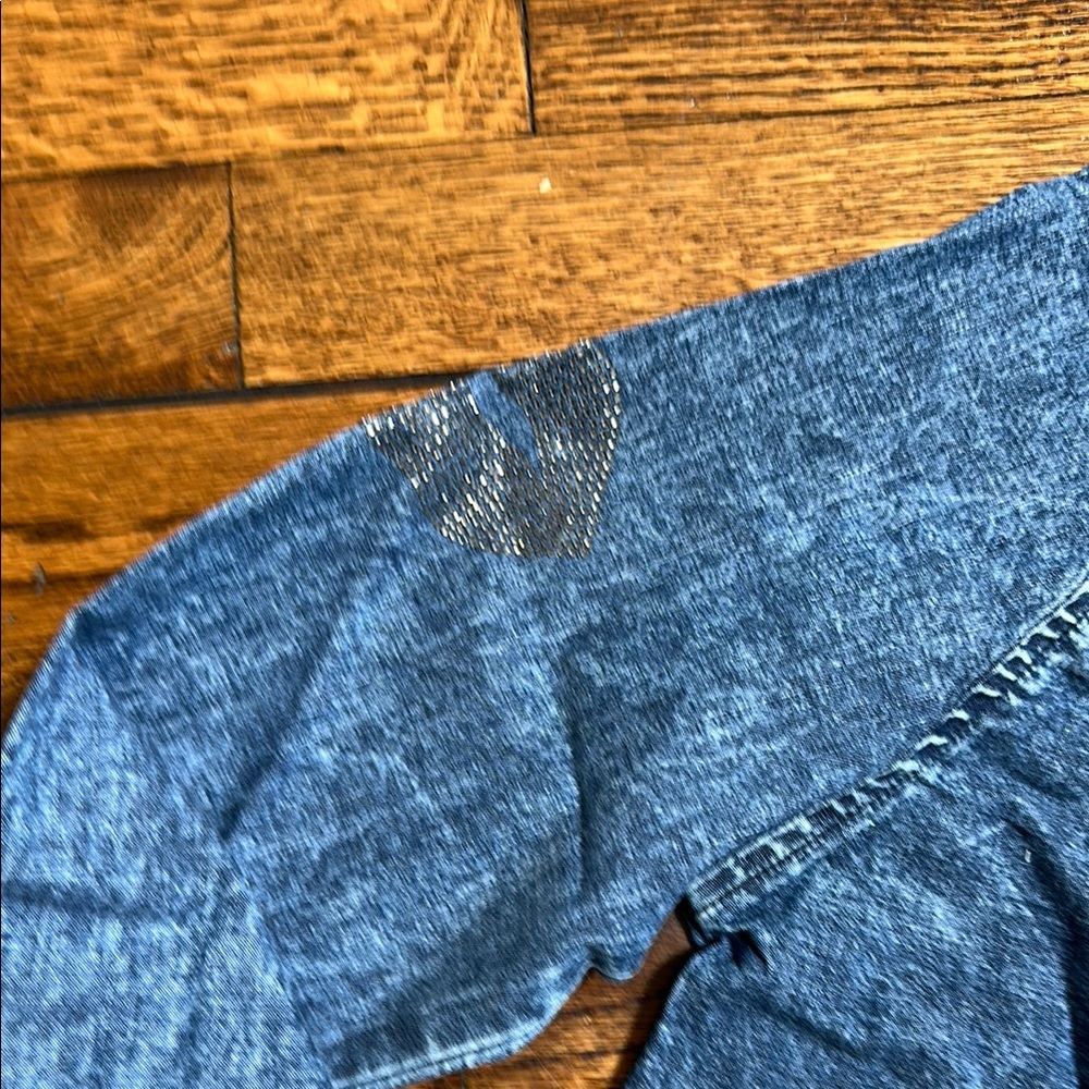 Lauren Moshi Blue Graphic Button Down Shirt - Picture 5 of 7
